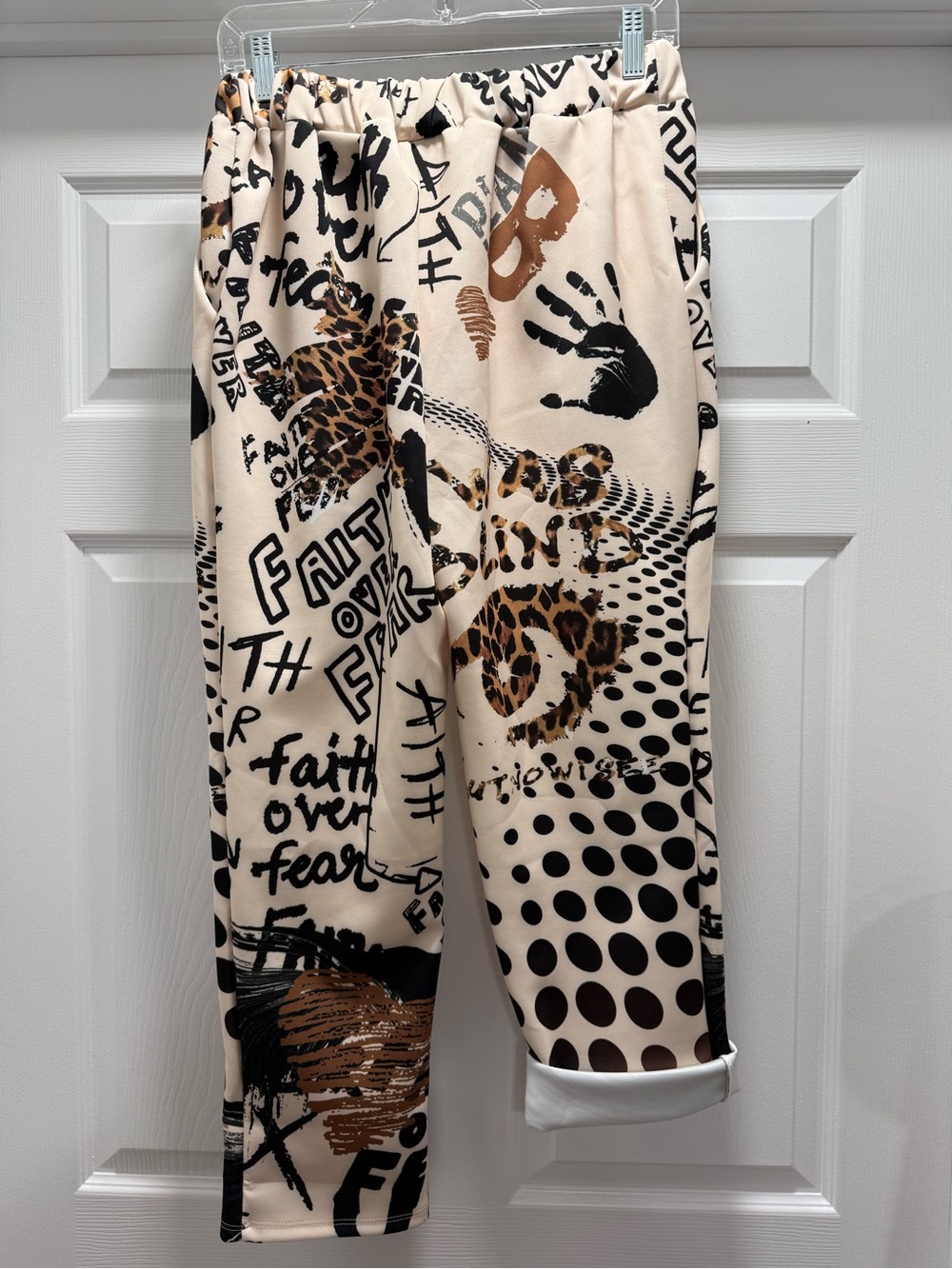 L548 | Loowie Faith over Fear Jogger Pants | Beige | One Size S-L